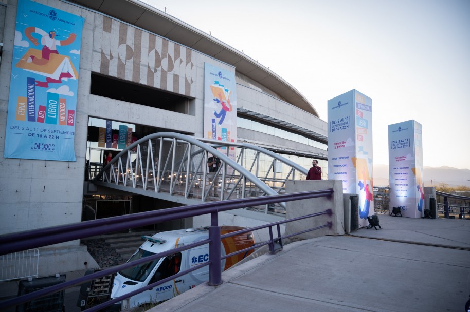 imagen EDIUNC participó de la Feria Internacional del Libro en Mendoza