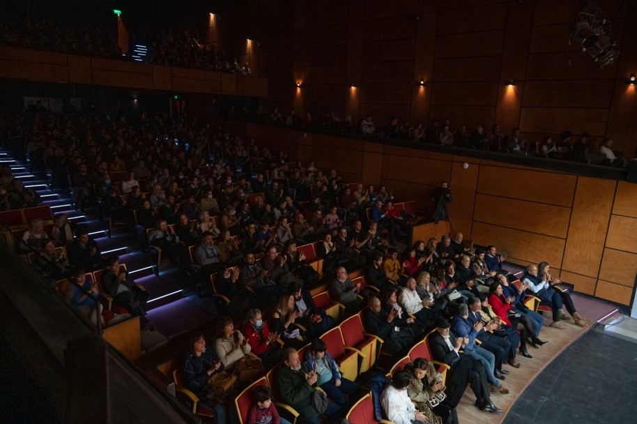 imagen La Sinfónica festejó sus 74 años a sala llena