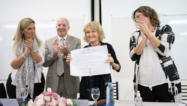 imagen  Adriana Puiggrós es la nueva Doctora Honoris Causa de la UNCUYO