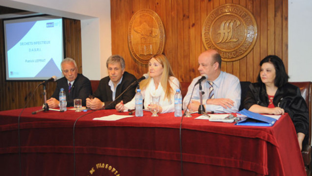 imagen Comenzó seminario sobre experiencia de Francia en tratamiento de residuos patológicos