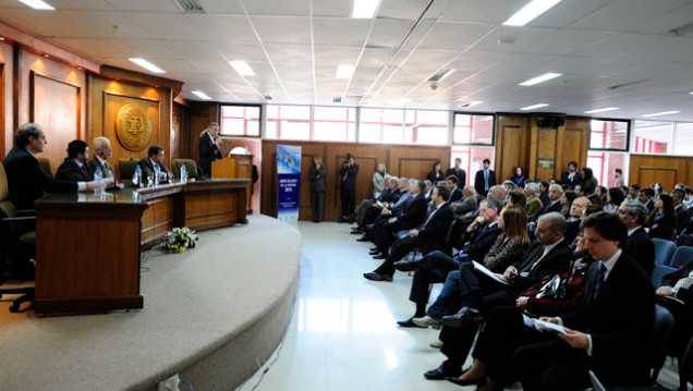 imagen Promueven en la UNCuyo debate sobre el Libro Blanco de la Defensa 2010 
