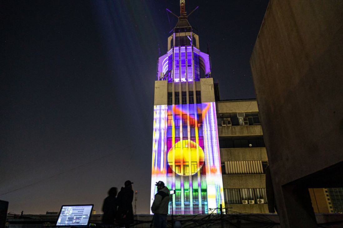 imagen Se estrenó en Mendoza un mapping sobre el edificio Gómez