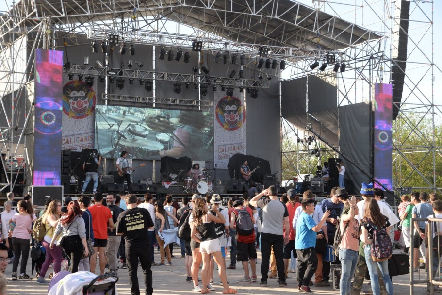 imagen Más de 10 mil personas celebraron en el Primavera Rock