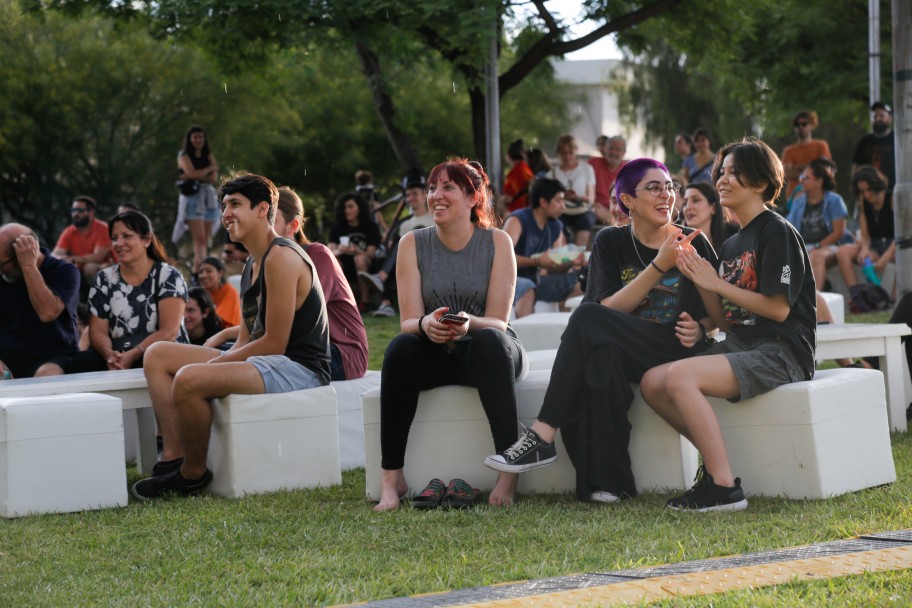 imagen Casi 13 mil personas se "subieron" al festival de fin de año de la UNCUYO