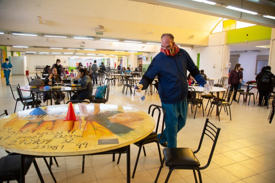 imagen Reabrió sus puertas el Comedor de la UNCUYO y suma el servicio take away