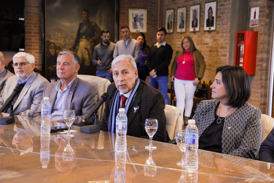 imagen La UNCUYO reconoció a instituciones que participaron de la Expo Educativa