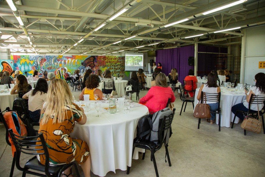 imagen Científicas de la UNCUYO protagonizaron una degustación en su día