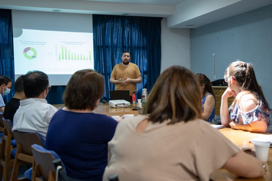 imagen Cómo vivenció la Ciudadanía Universitaria la digitalización en pandemia