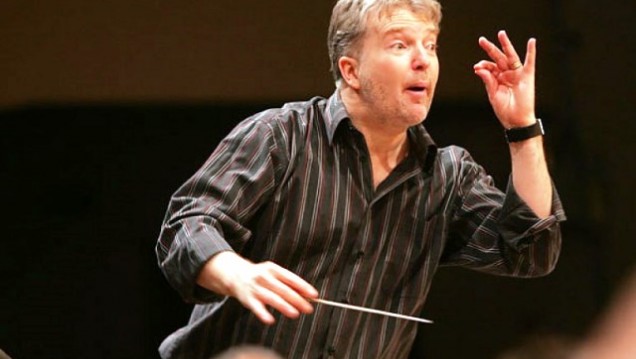 imagen   Concierto de la Sinfónica con la batuta del director Mika Eichenholz