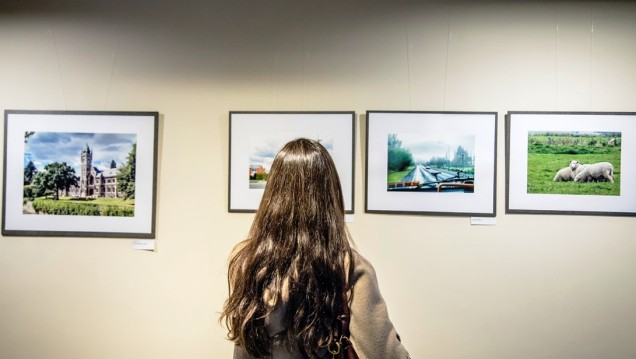 imagen Inauguraron muestra fotográfica en la Nave Universitaria