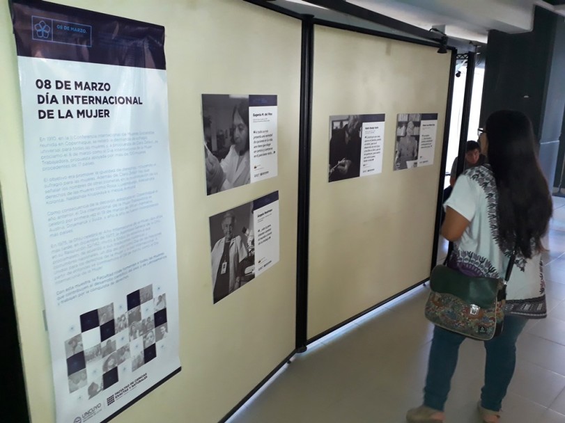 imagen Una muestra de fotos homenajea a científicas latinoamericanas