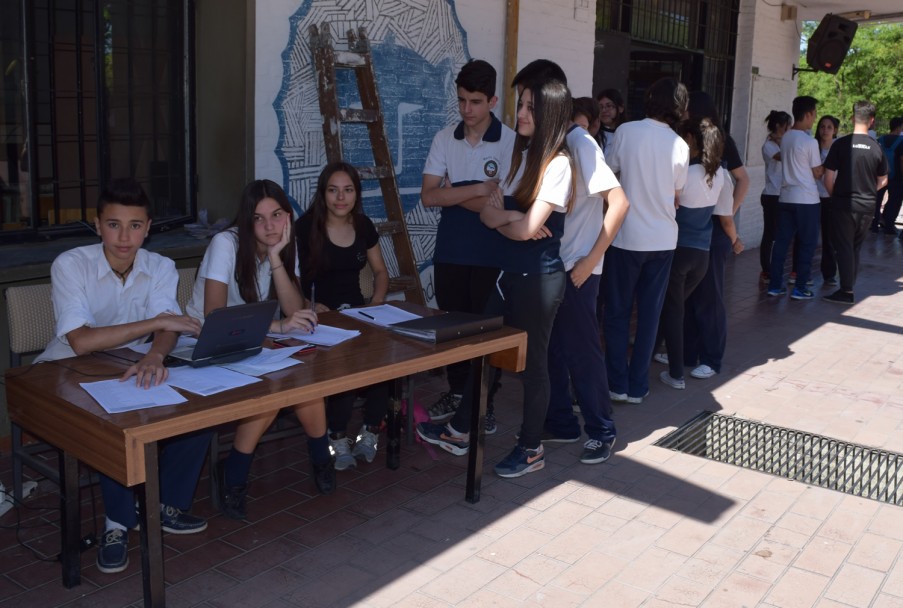 imagen Por voto electrónico eligieron al Centro de Estudiantes 