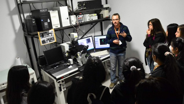 imagen Jóvenes recorrerán laboratorios y aprenderán de ciencia