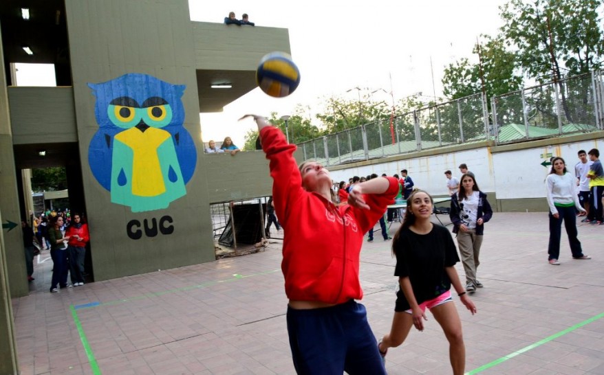 imagen Estudiantes del CUC estrechan lazos y mantienen tradiciones en competencias deportivas