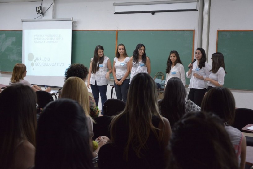imagen Futuros maestros realizaron un diagnóstico socioeducativo para  50 escuelas de Mendoza