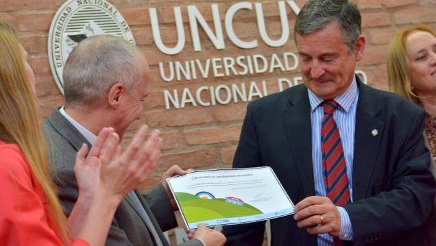 imagen La UNCuyo es saludable con certificado