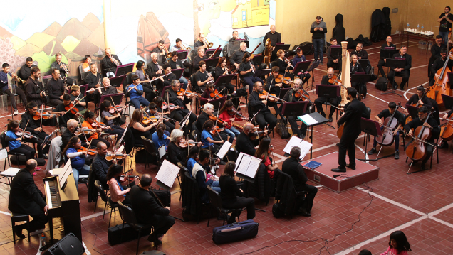 imagen La Sinfónica de la UNCUYO y la Orquesta juvenil de la Escuela Emaús realizaron un concierto en conjunto