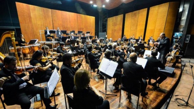 imagen Danzas europeas y latinoamericanas interpretará la Sinfónica