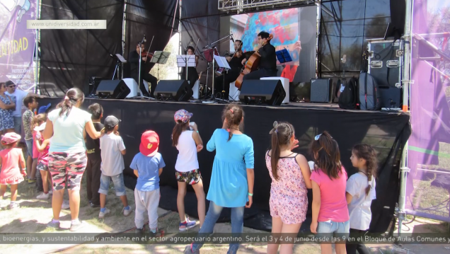 imagen Acercan la música orquestal a la comunidad 