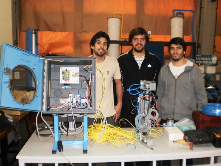 imagen Estudiantes de Mecatrónica construyeron un robot escalador