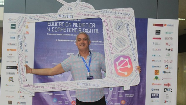 imagen Profesor del CUC expuso proyecto educativo en España