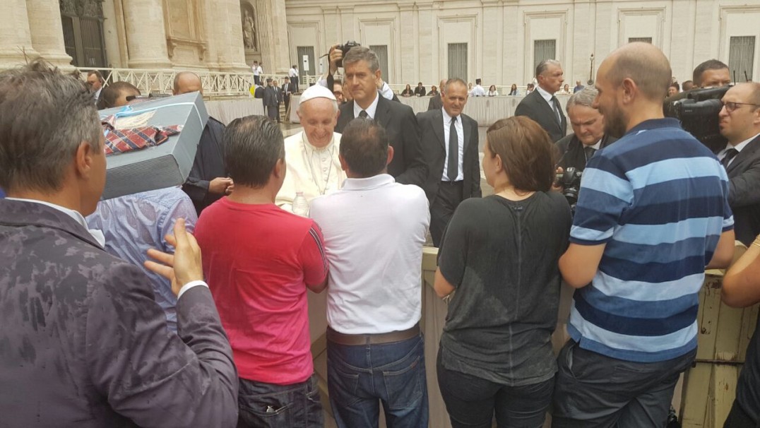 imagen El rector Pizzi se reunió con el Papa Francisco en El Vaticano