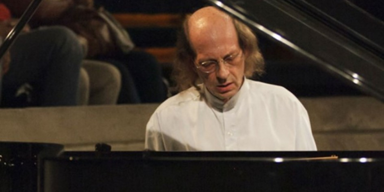 imagen La Sinfónica y reconocido pianista en concierto 
