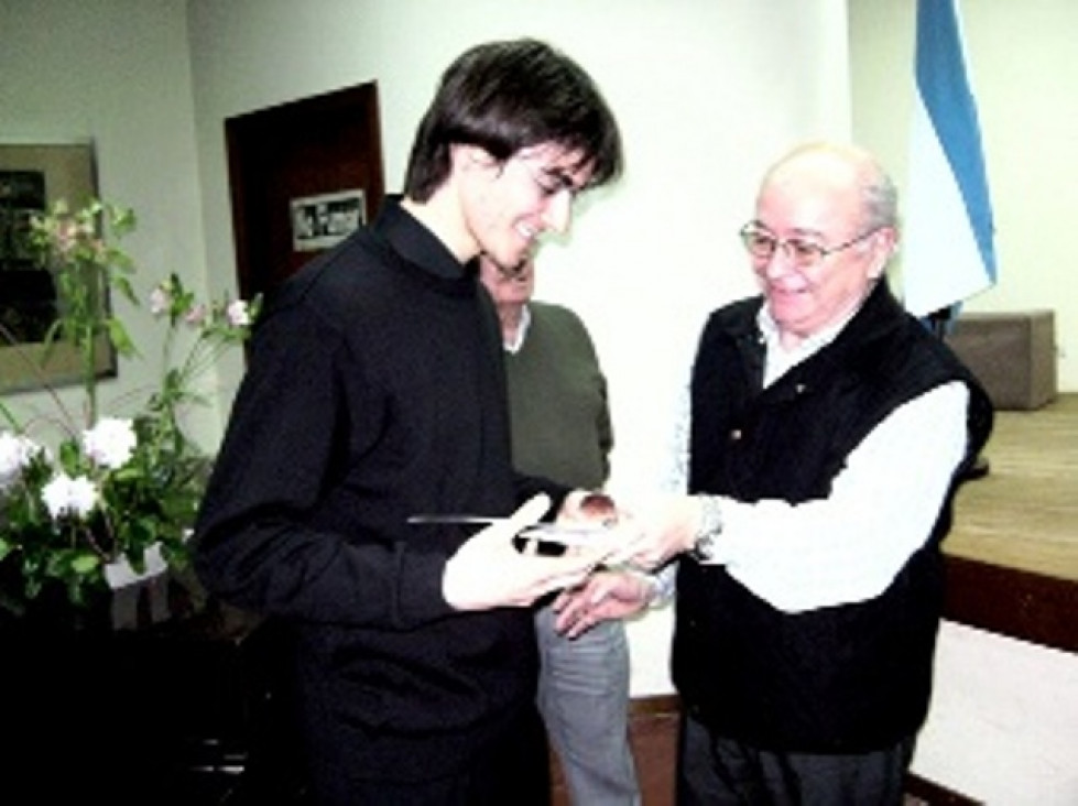 imagen Alumno de la Escuela de Música, Primer Premio de un concurso nacional de Piano