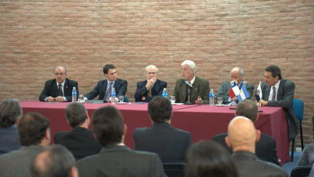 imagen La UNCuyo se involucra en la ejecución del Corredor Bioceánico Aconcagua