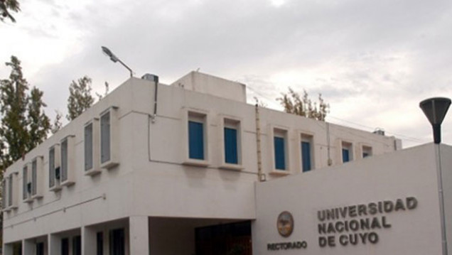 imagen Convocan a universitarios para tareas técnicas y procesamiento de datos 