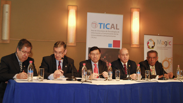 imagen Rector participó de conferencia internacional de tecnología académica