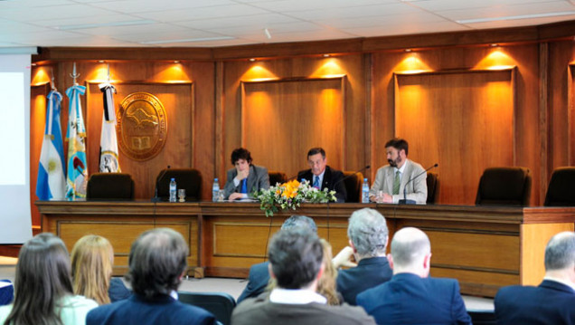 imagen Desafíos y perspectivas del Desarrollo Local en los nuevos contextos global y nacional