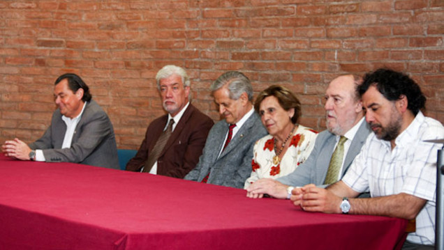 imagen La UNCuyo homenajeó a René Gotthelf