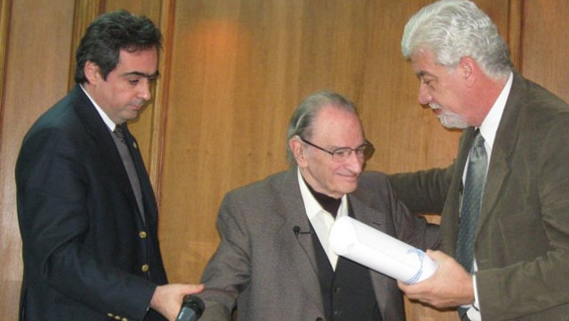 imagen El mundo científico rinde homenaje al científico Rolando García, Doctor Honoris Causa de la UNCuyo