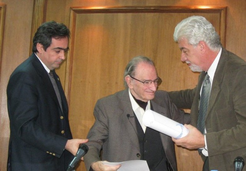 imagen El mundo científico rinde homenaje al científico Rolando García, Doctor Honoris Causa de la UNCuyo