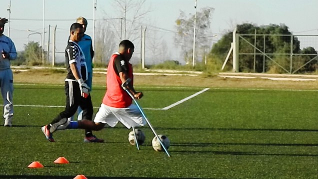 imagen Plantel nacional de fútbol de amputados pasó por la UNCuyo