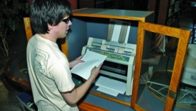 imagen Entregan software para facilitar el estudio a estudiantes con discapacidad visual