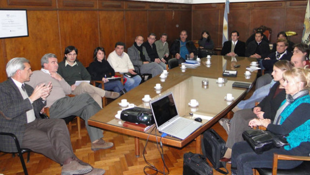 imagen Académicos y funcionarios municipales debatieron sobre Desarrollo Local en el Sur mendocino