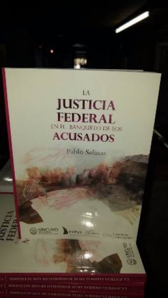 imagen Presentaron libro que interpela la Justicia Federal