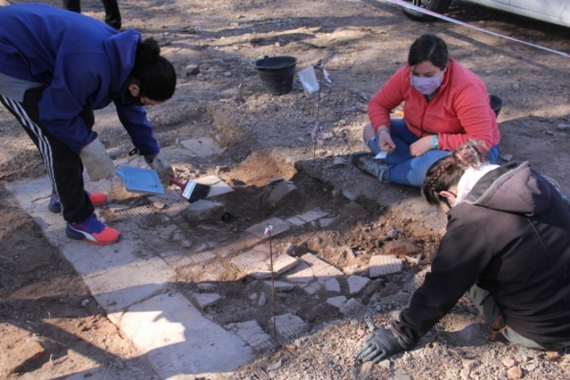 imagen Estudiantes de la UNCUYO participaron en la primera Escuela Arqueológica de campo