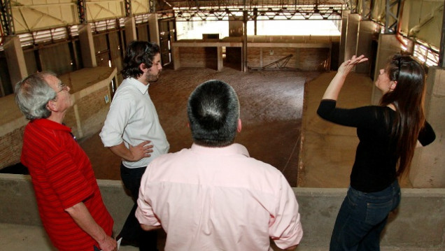 imagen Directora del Polo Audiovisual Educ.ar disertó en la UNCuyo y visitó sus nuevas instalaciones