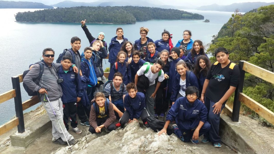 imagen Jóvenes aprenden a cuidar el medio ambiente en La Angostura