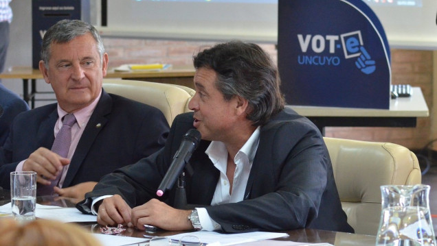 imagen Especialista en Derecho Constitucional de la UNCuyo disertará en la Legislatura