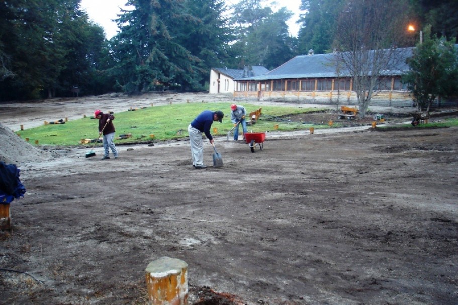 imagen Comenzaron trabajos de limpieza en el predio de la UNCuyo en La Angostura