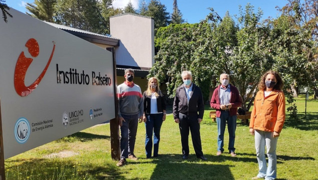 imagen El director del DAMSU visitó el Instituto Balseiro