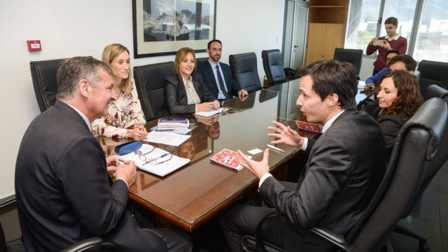 imagen Rector recibió a representante de la Embajada de Francia