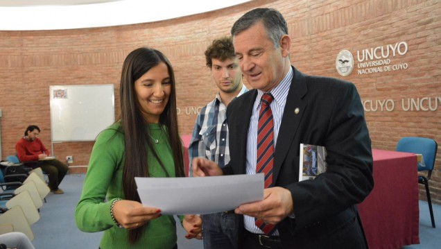 imagen Reinsertan profesionales en el territorio de Mendoza