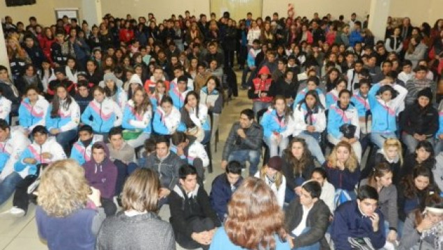 imagen Concluyeron con éxito los Talleres Regionales del Programa "De los Barrios a la Universidad"