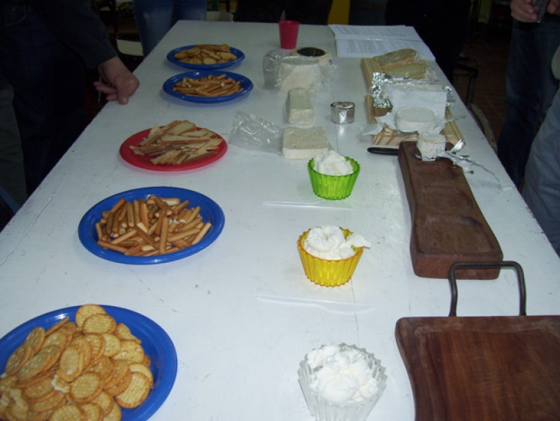 imagen Terminó el Taller: "Elaboración de Quesos de Cabra" en General Alvear