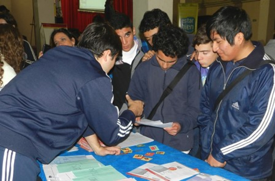 imagen Concluyeron con éxito los Talleres Regionales del Programa "De los Barrios a la Universidad"